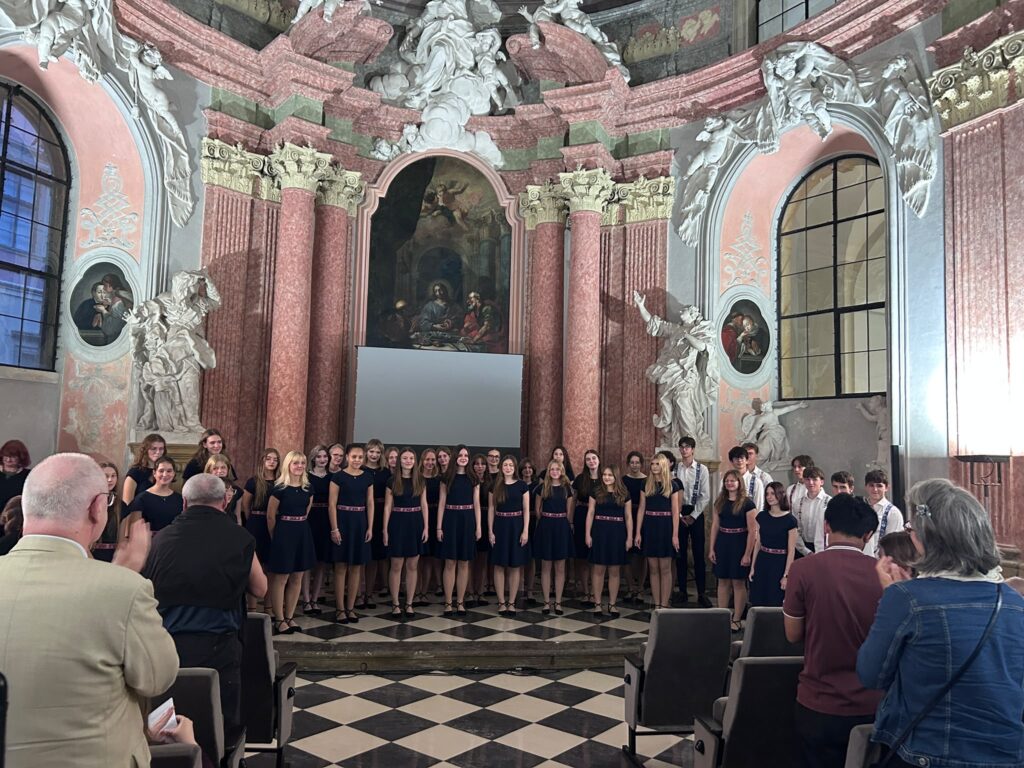 Slova uznání od M. Beckermana, děkana americké UCLA v L. A., pro Campanellu